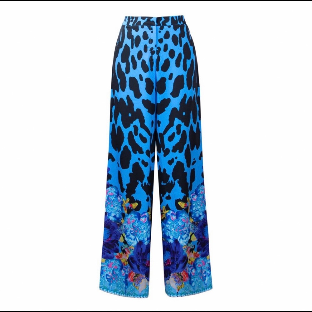 Pants only…Available in large…Original from the brand…Fabric: Poly Crepe